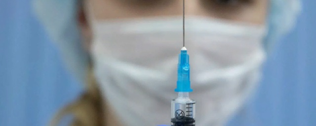 В Самарской области родственники скончавшихся от вакцинации получат компенсацию